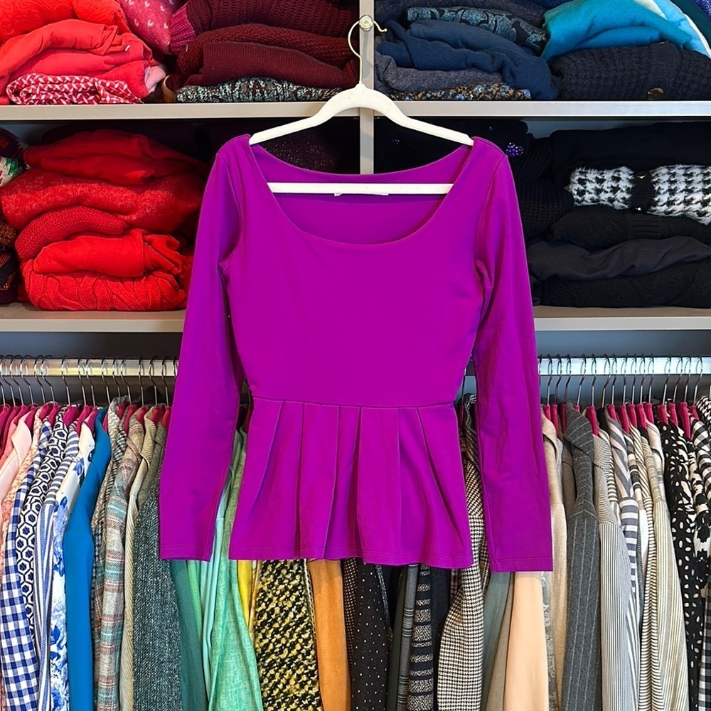 Susana Monaco magenta long sleeve peplum top size S